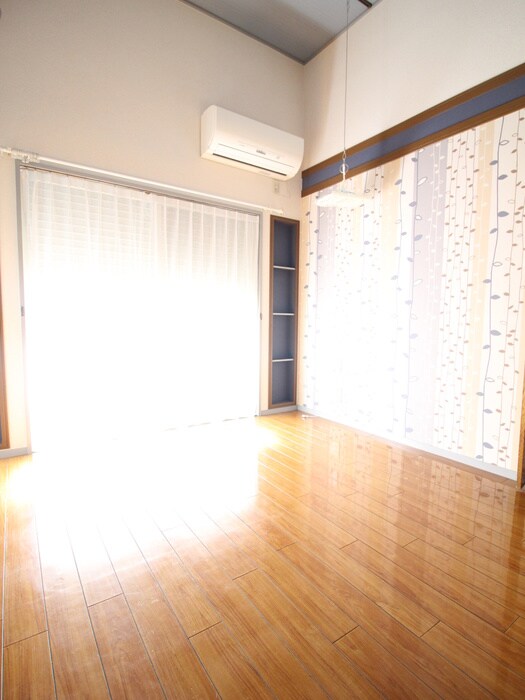 物件内観写真11　(居室)