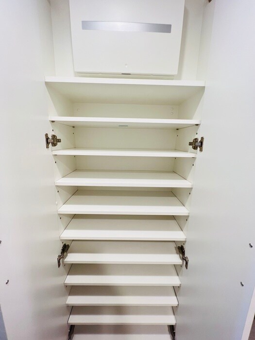 物件内観写真14　(靴箱)