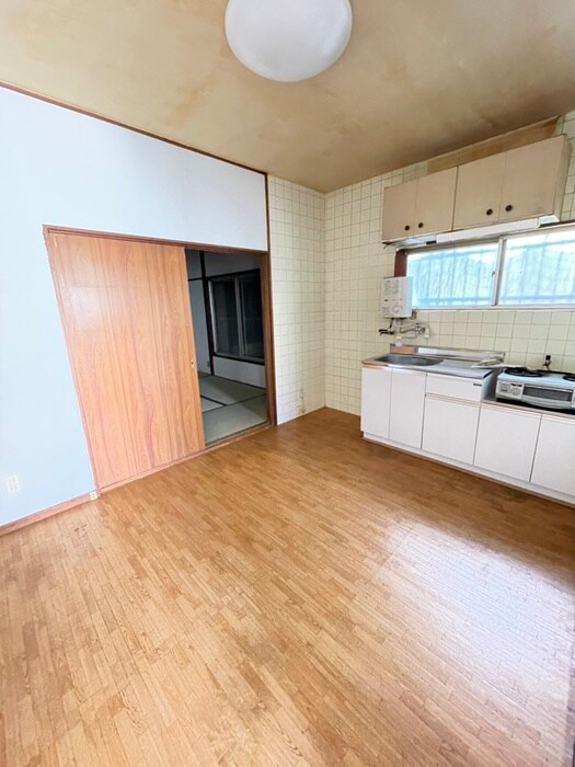 物件内観写真9　(居室)