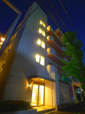 信太ビル外観写真