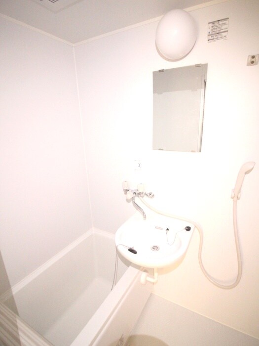 物件内観写真11　(バス／シャワールーム等)