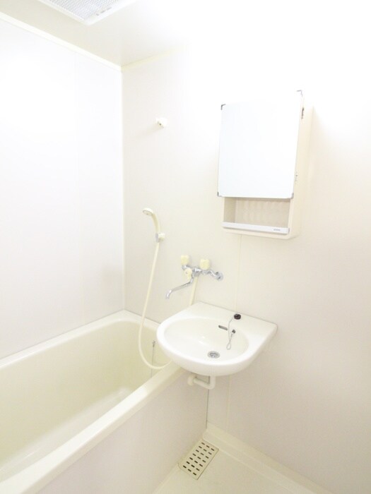 物件内観写真11　(バス／シャワールーム等)