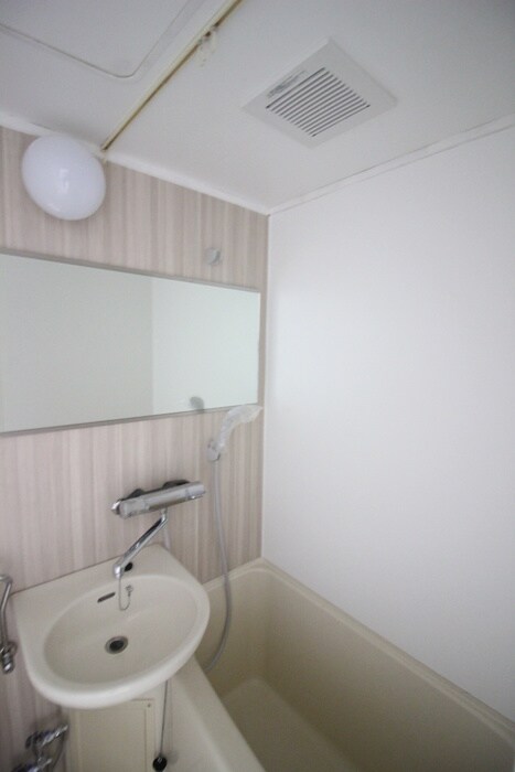 物件内観写真12　(バス／シャワールーム等)