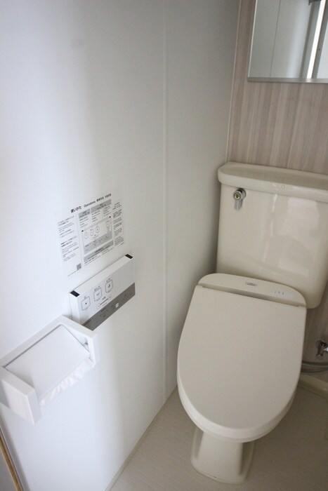 物件内観写真13　(トイレ)