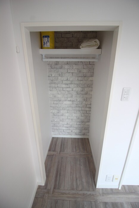 物件内観写真16　(収納)