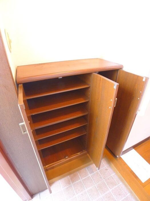 物件内観写真15　(靴箱)