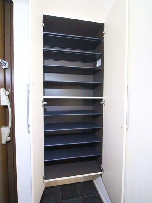 物件内観写真17　(靴箱)