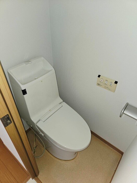 物件内観写真15　(トイレ)