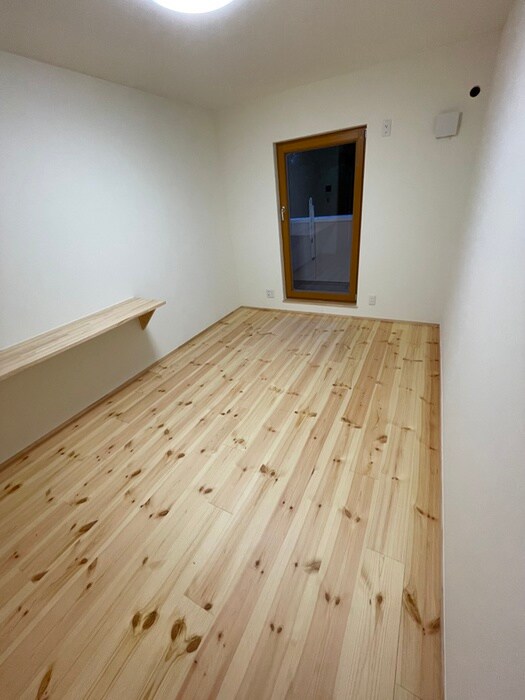 物件内観写真9　(居室)