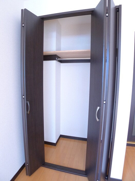 物件内観写真9　(収納)