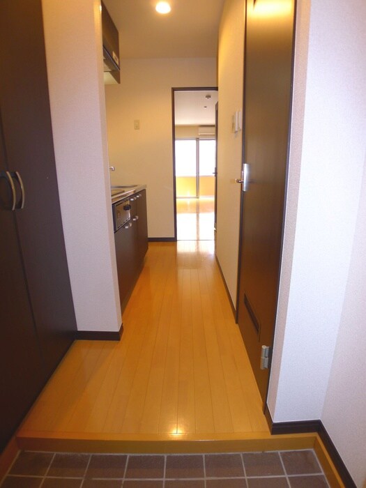 物件内観写真20　(玄関)