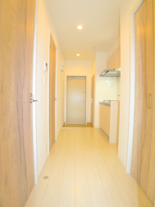 物件内観写真10　(廊下)