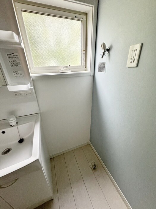 物件内観写真19　(洗濯機置場)