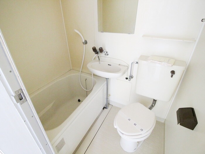 物件内観写真12　(バス／シャワールーム等)