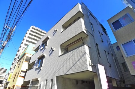 タウニードエル外観写真
