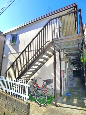 ハイツトラスティ第１外観写真
