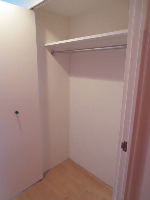 物件内観写真11　(収納)