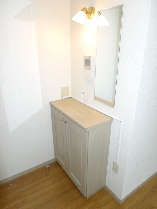 物件内観写真13　(収納)