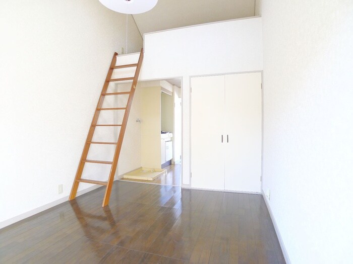 物件内観写真9　(居室)