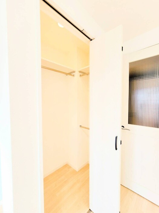 物件内観写真11　(収納)