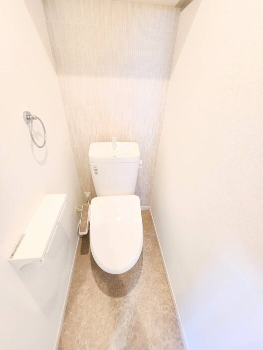 物件内観写真14　(トイレ)