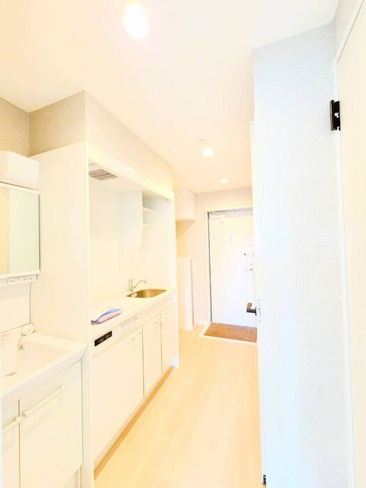 物件内観写真17　(廊下)