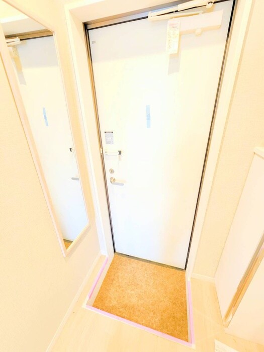 物件内観写真22　(玄関)