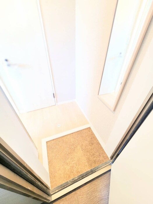 物件内観写真22　(玄関)