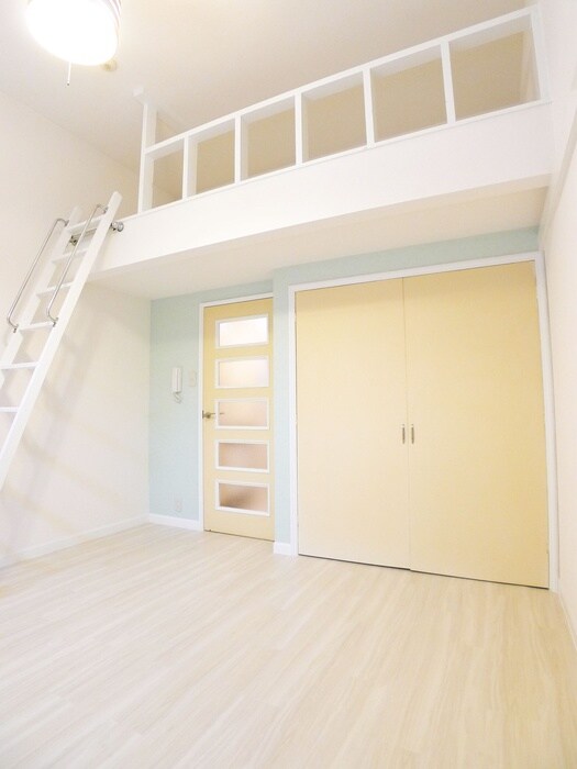 物件内観写真6　(居室)