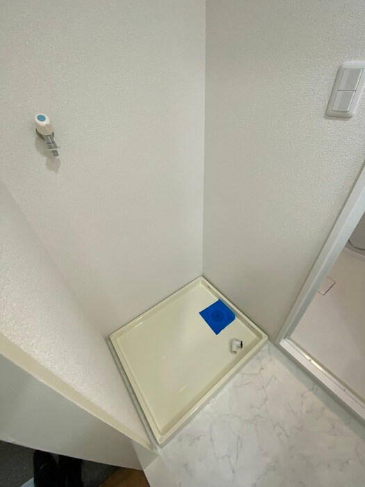 物件内観写真12　(洗濯機置場)