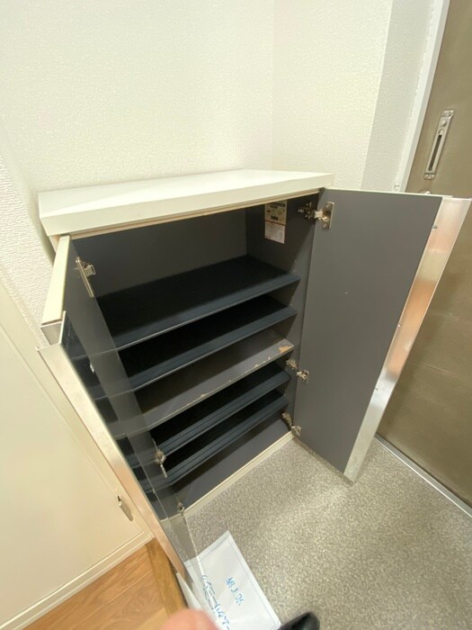 物件内観写真14　(靴箱)