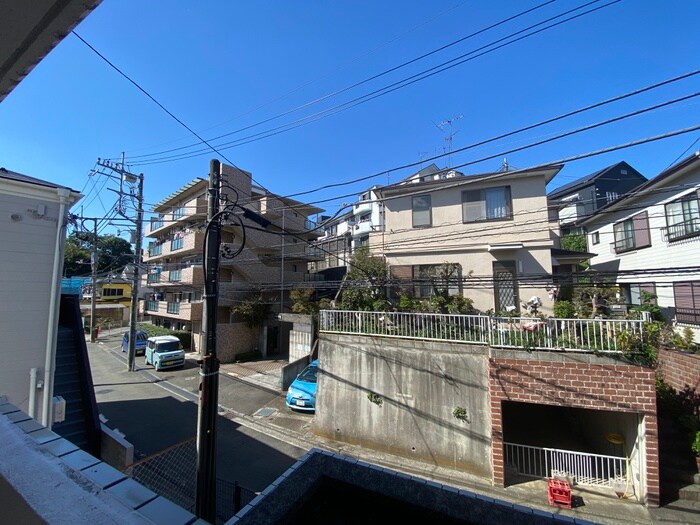 物件内観写真16　(室内からの展望)