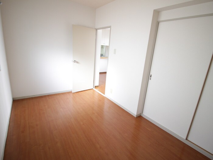 物件内観写真17　(居室)