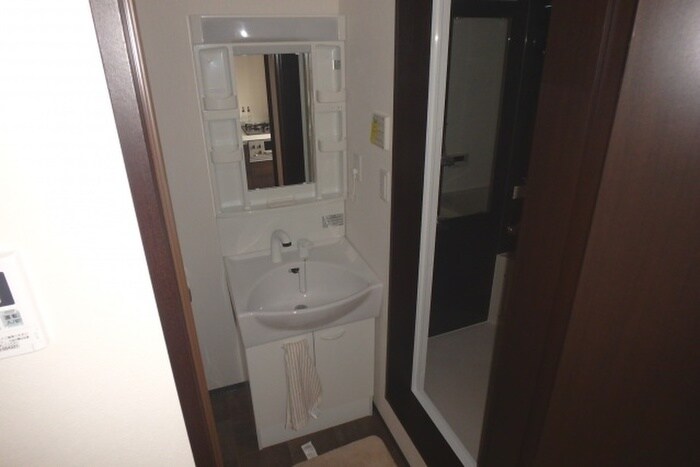 物件内観写真10　(洗面)