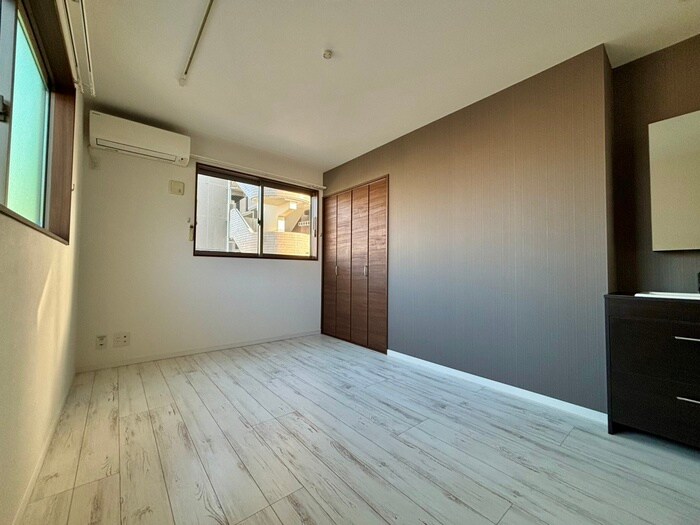 物件内観写真9　(居室)