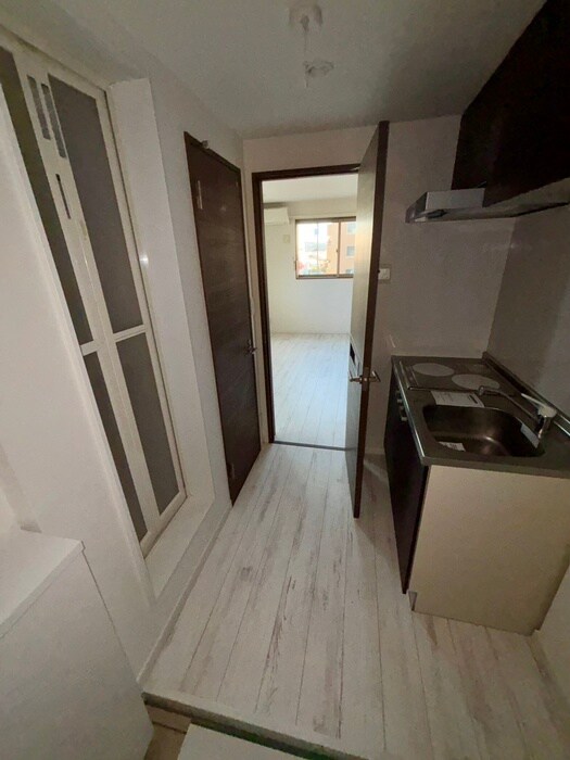 物件内観写真19　(廊下)