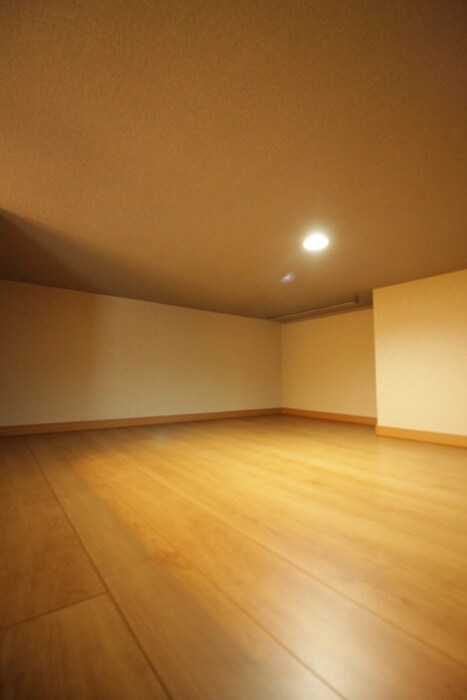 物件内観写真12　(ロフト)