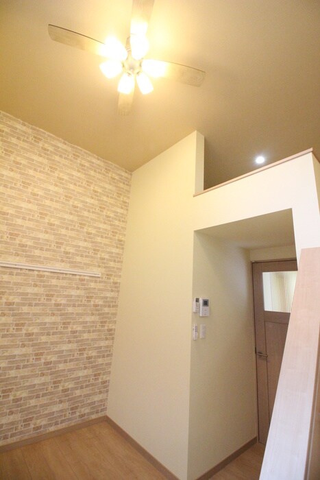 物件内観写真18　(居室)