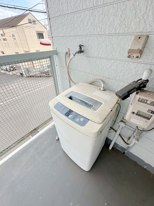 物件内観写真17　(洗濯機置場)