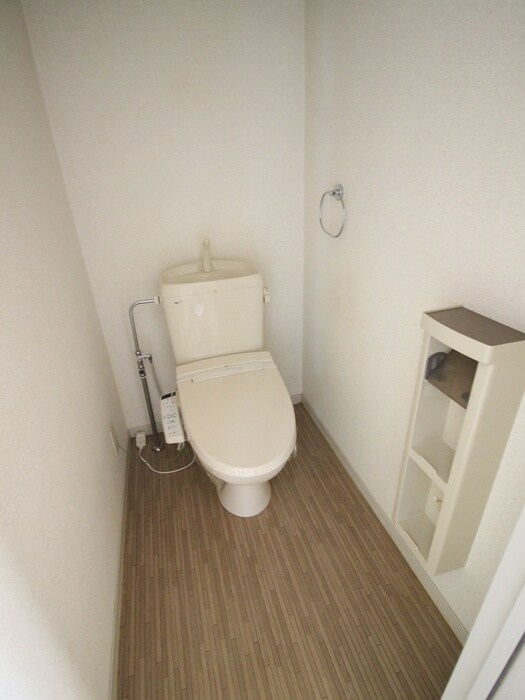 物件内観写真12　(トイレ)