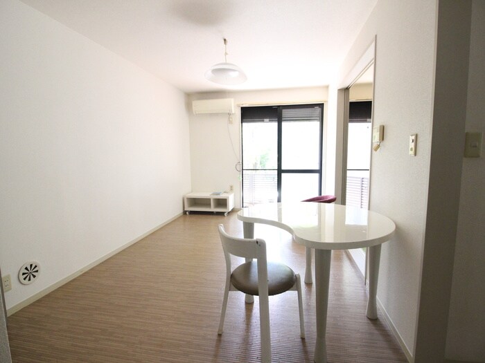 物件内観写真19　(居室)