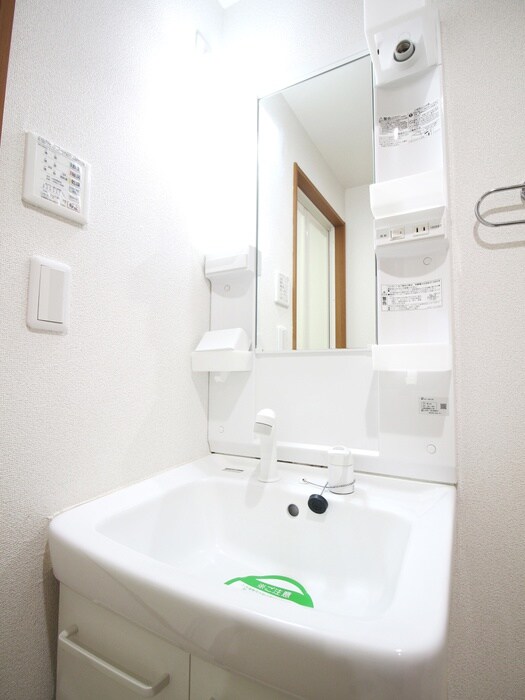 物件内観写真13　(洗面)