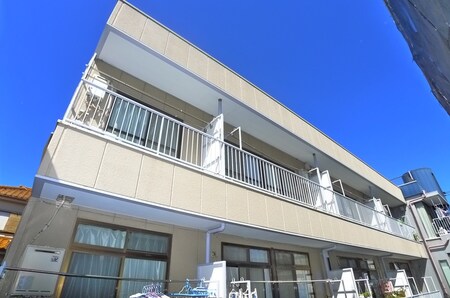 小西第６マンション外観写真