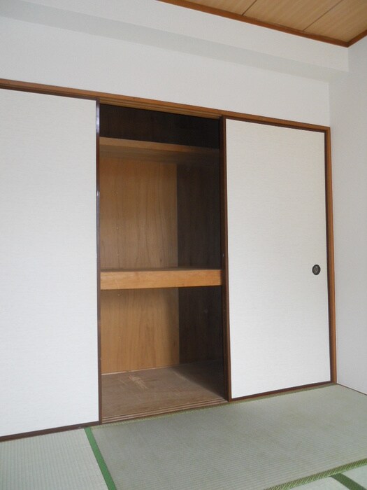 物件内観写真14　(収納)