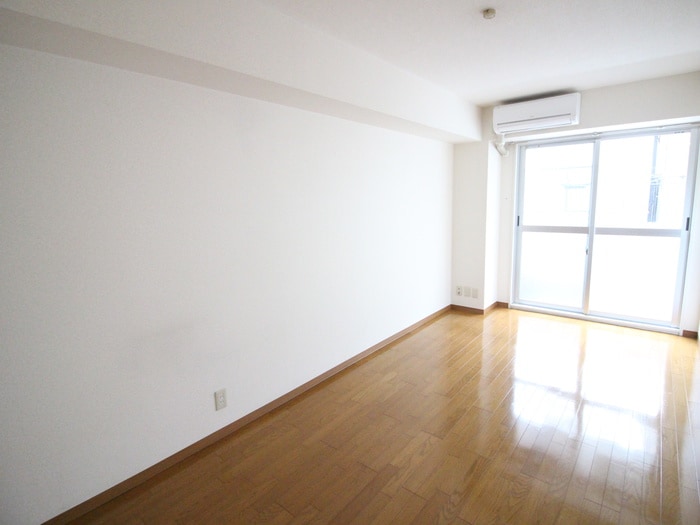 物件内観写真6　(居室)