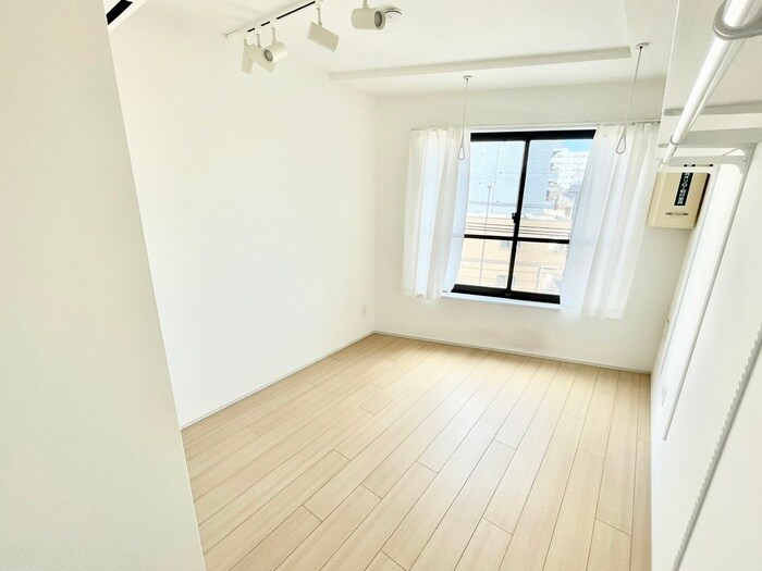 物件内観写真18　(居室)