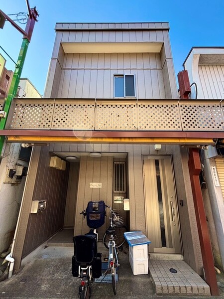 MAISON ISE（ﾒｿﾞﾝｲｾ）外観写真