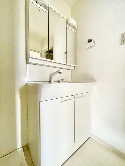 物件内観写真10　(洗面)