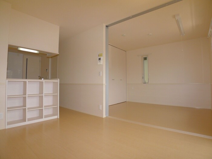 物件内観写真6　(居室)