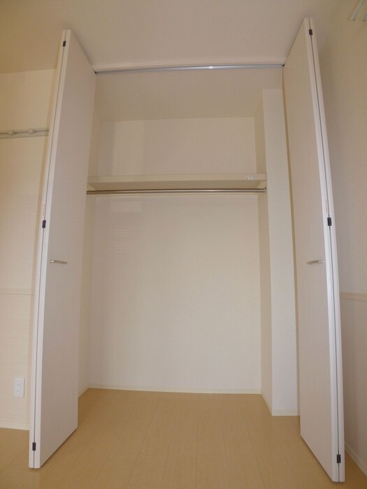 物件内観写真9　(収納)